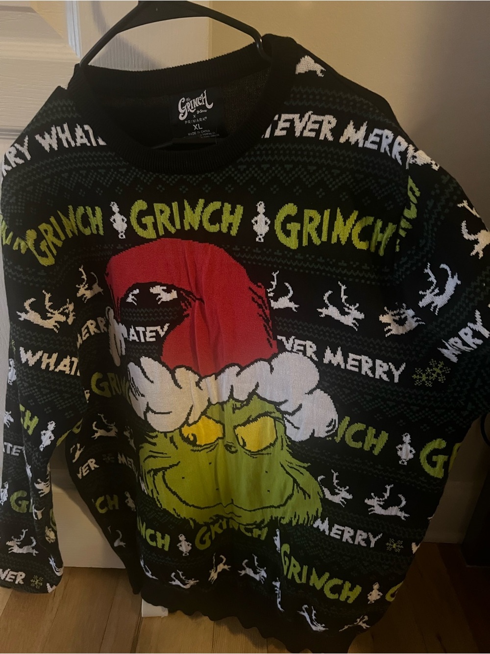 Primark The Grinch Holiday Crewneck Sweater - Black/Green/Red/White